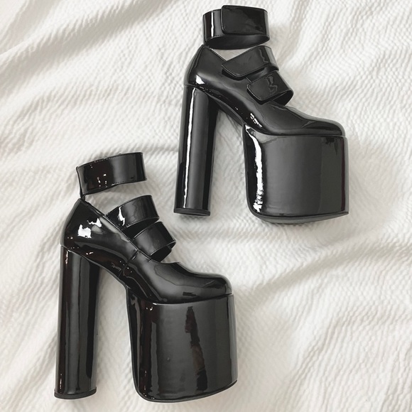 Current Mood Shoes - Current Mood Dolls Kill Black Patent Sick Of Suburbia Chunky Platform Heels
